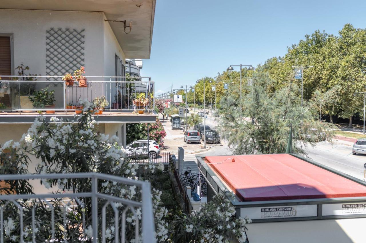 Mare Fuori B&B Pescara Bagian luar foto